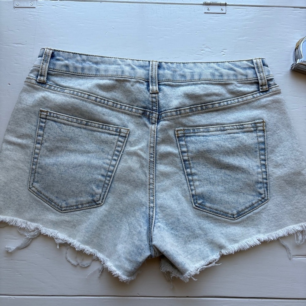 No Boundaries Women 8 Denim Short Bundle 2pk Blue Raw Hem Light Dark Wash Summer - Picture 5 of 12